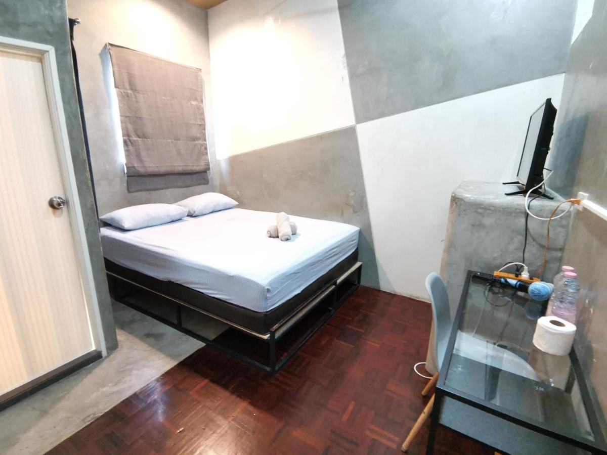 Hive 28 Aparthotel Bangkok Kültér fotó